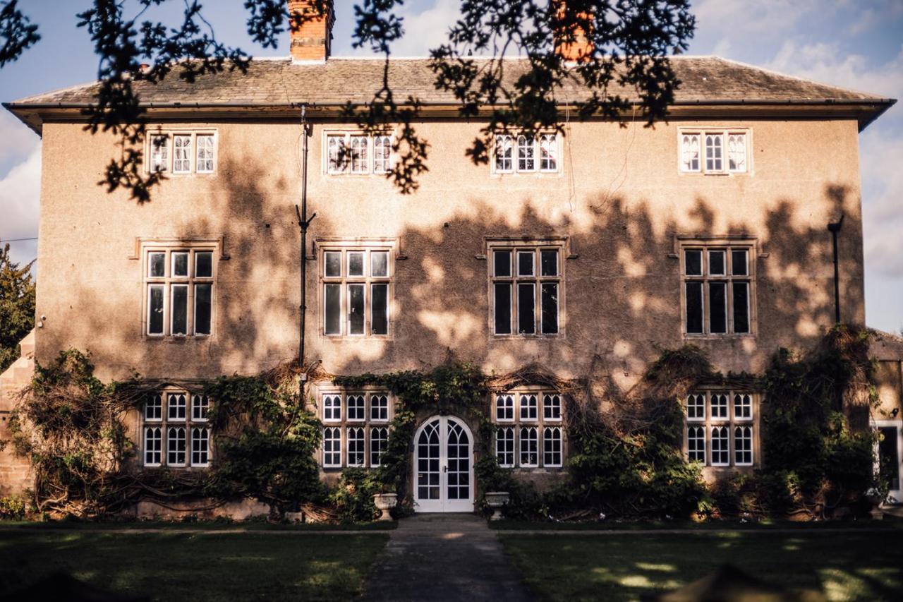 Woodborough Hall Exterior photo